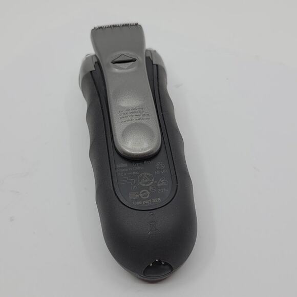 Braun Series 3 390cc-4 Cordless Rechargeable Mens Self-Cleaning Electric Shaver - Picture 7 of 15